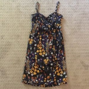 🍁 H&M Empire waist, wrap style dress, size 2